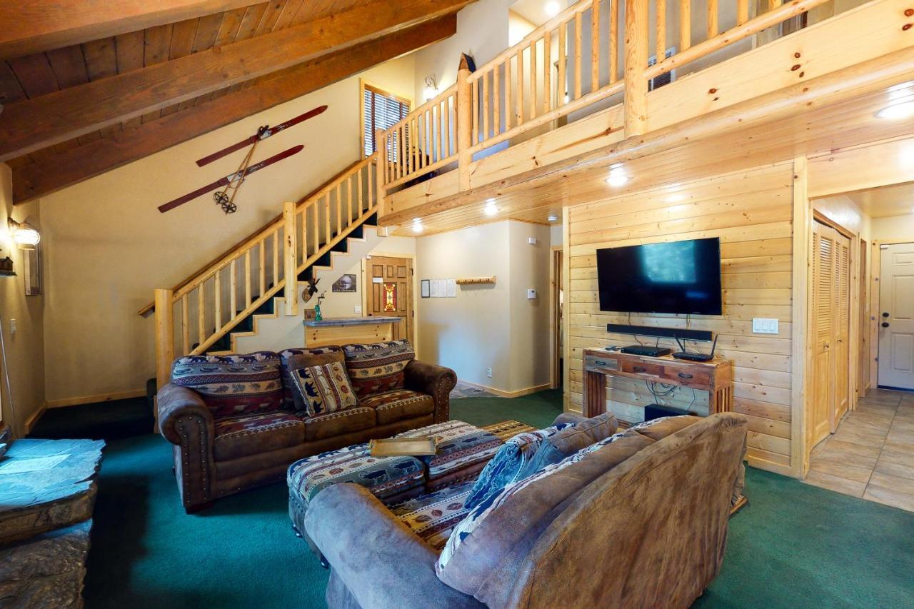 Yosemite Silvertip Lodge フィッシュ・キャンプ エクステリア 写真