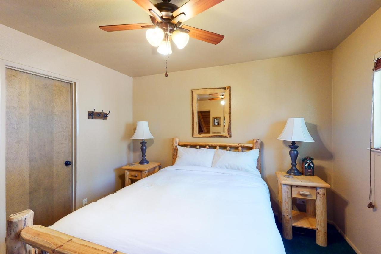 Yosemite Silvertip Lodge フィッシュ・キャンプ エクステリア 写真